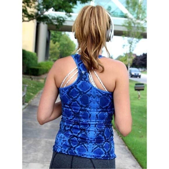 Lululemon Mini Ziggy Snake Blue Cool Racerback - Picture 8 of 16